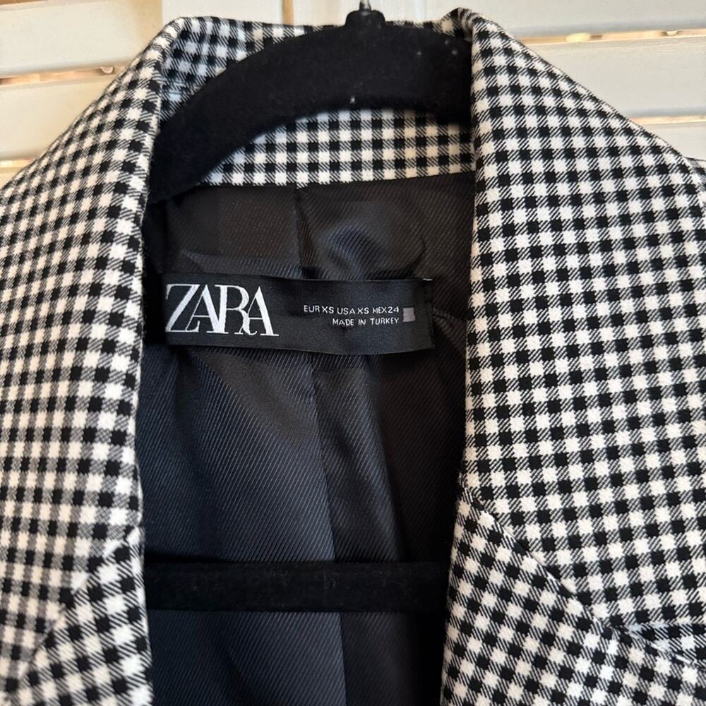 Zara Blazer Black and White Gingham Straight Cut Blazer - Picture 7 of 10